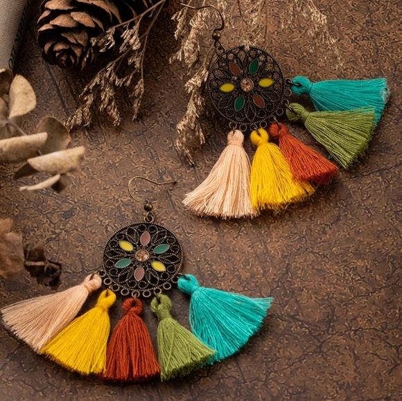 🔹️Rainbow Tassel Bronze-tone Earrings - Picture 3 of 6